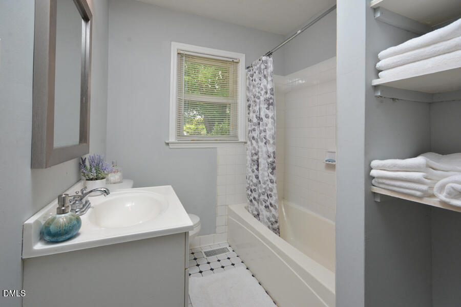 138 Gibson Road Mebane, NC 27302 - Photo 16 of 32 DSC_7342
