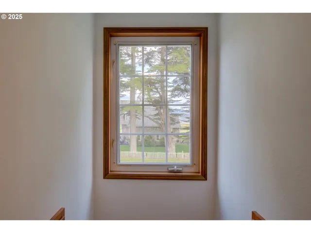 a view of a window in a room