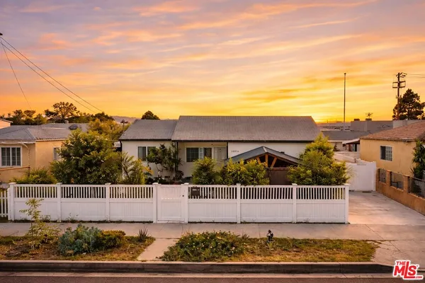 $1,199,000 | 10554 Lanark Street, Sun Valley, CA 91352