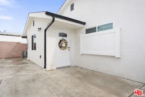 $1,199,000 | 10554 Lanark Street, Sun Valley, CA 91352
