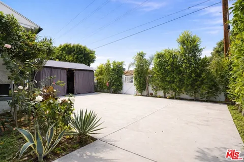 $1,199,000 | 10554 Lanark Street, Sun Valley, CA 91352