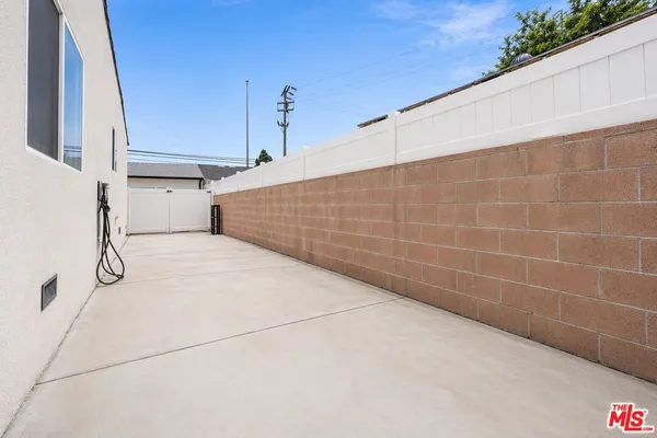 $1,199,000 | 10554 Lanark Street, Sun Valley, CA 91352