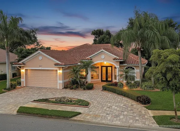 $515,000 | 5017 Bella Terra Drive, Venice, FL 34293