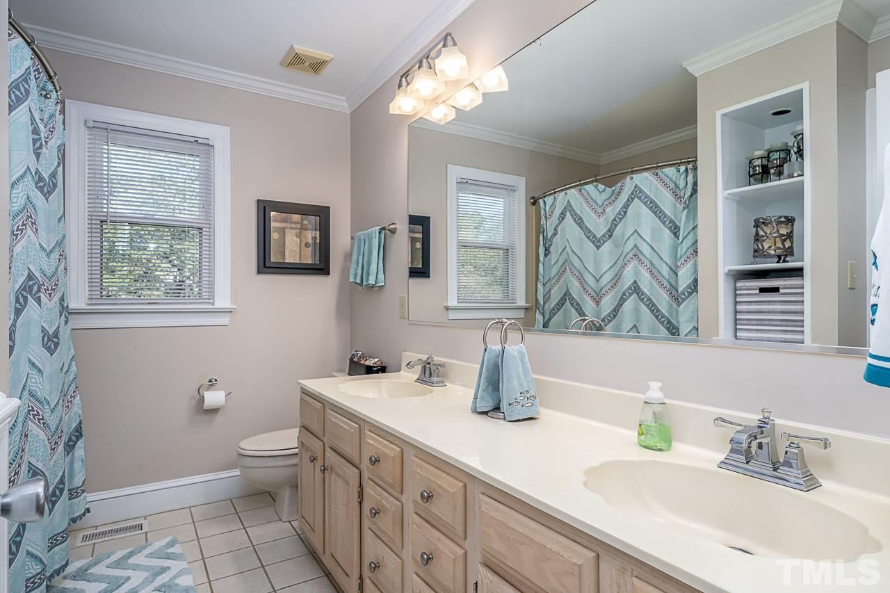 5425 Den Heider Way Raleigh, NC 27606 - Photo 21 of 30 Gallery Image 21