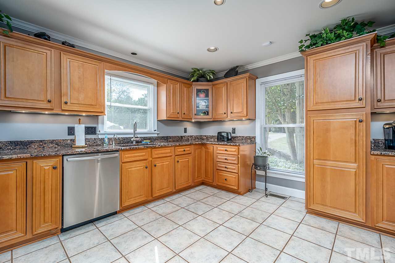5425 Den Heider Way Raleigh, NC 27606 - Photo 9 of 30 Gallery Image 9