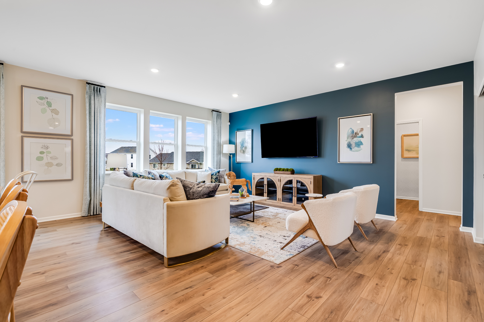 612 Lismore Circle Elgin, IL 60124 - Photo 2 of 23 a living room with furniture and a flat screen tv