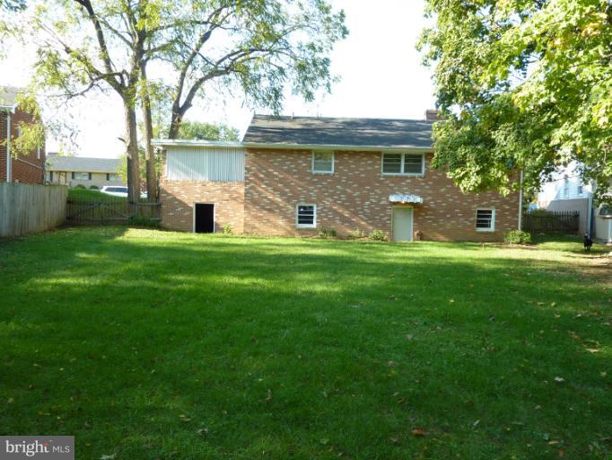 404 Beechcroft Road Winchester, VA 22601 - Photo 2 of 21 Exterior (Rear)