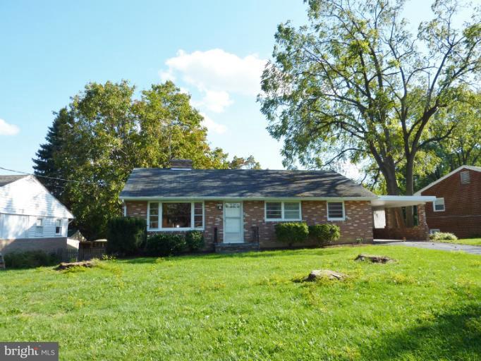 404 Beechcroft Road Winchester, VA 22601 - Photo 5 of 21 Exterior (Front)