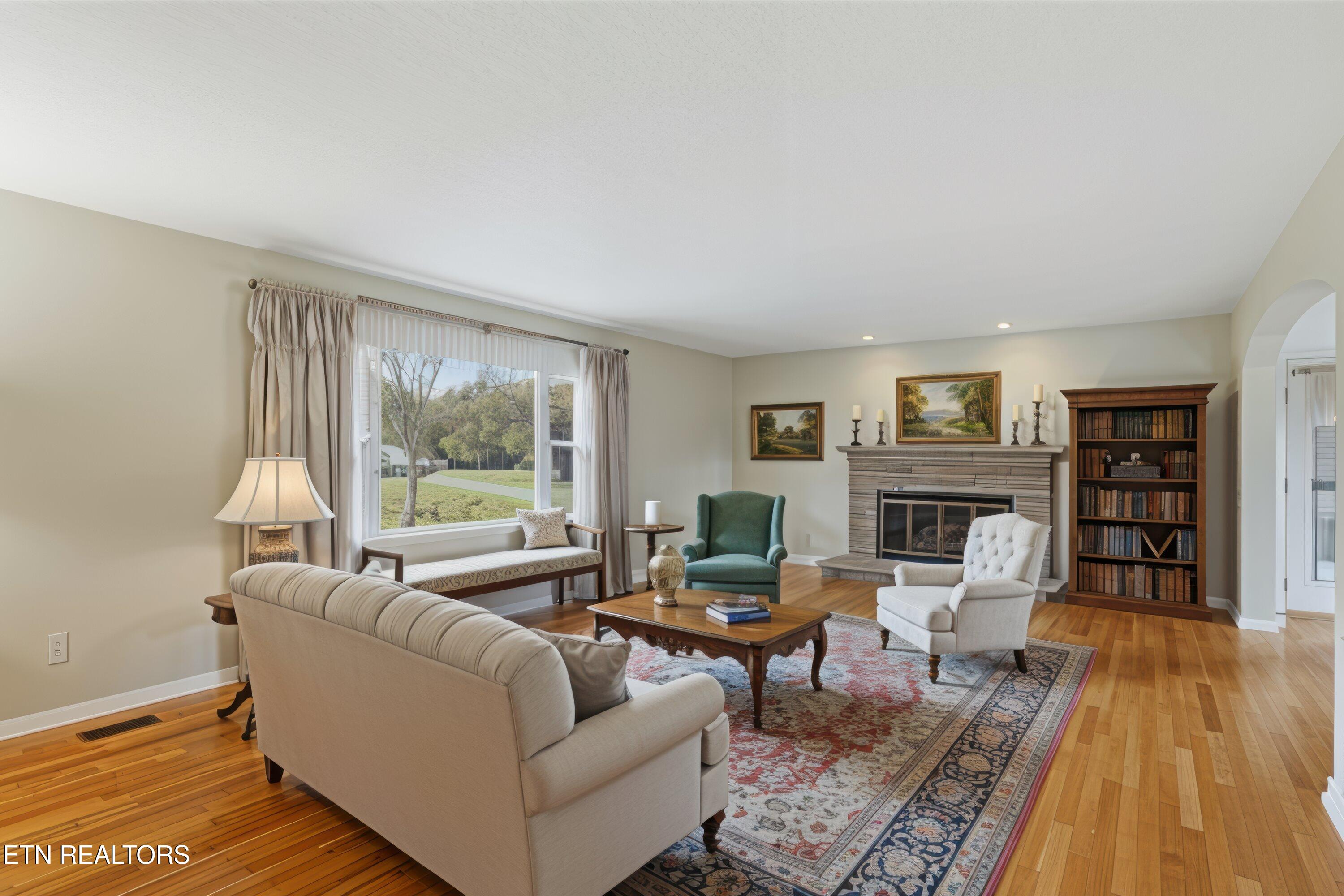 1021 Graves Road Strawberry Plains, TN 37871 - Photo 11 of 60 LR Virtually Staged