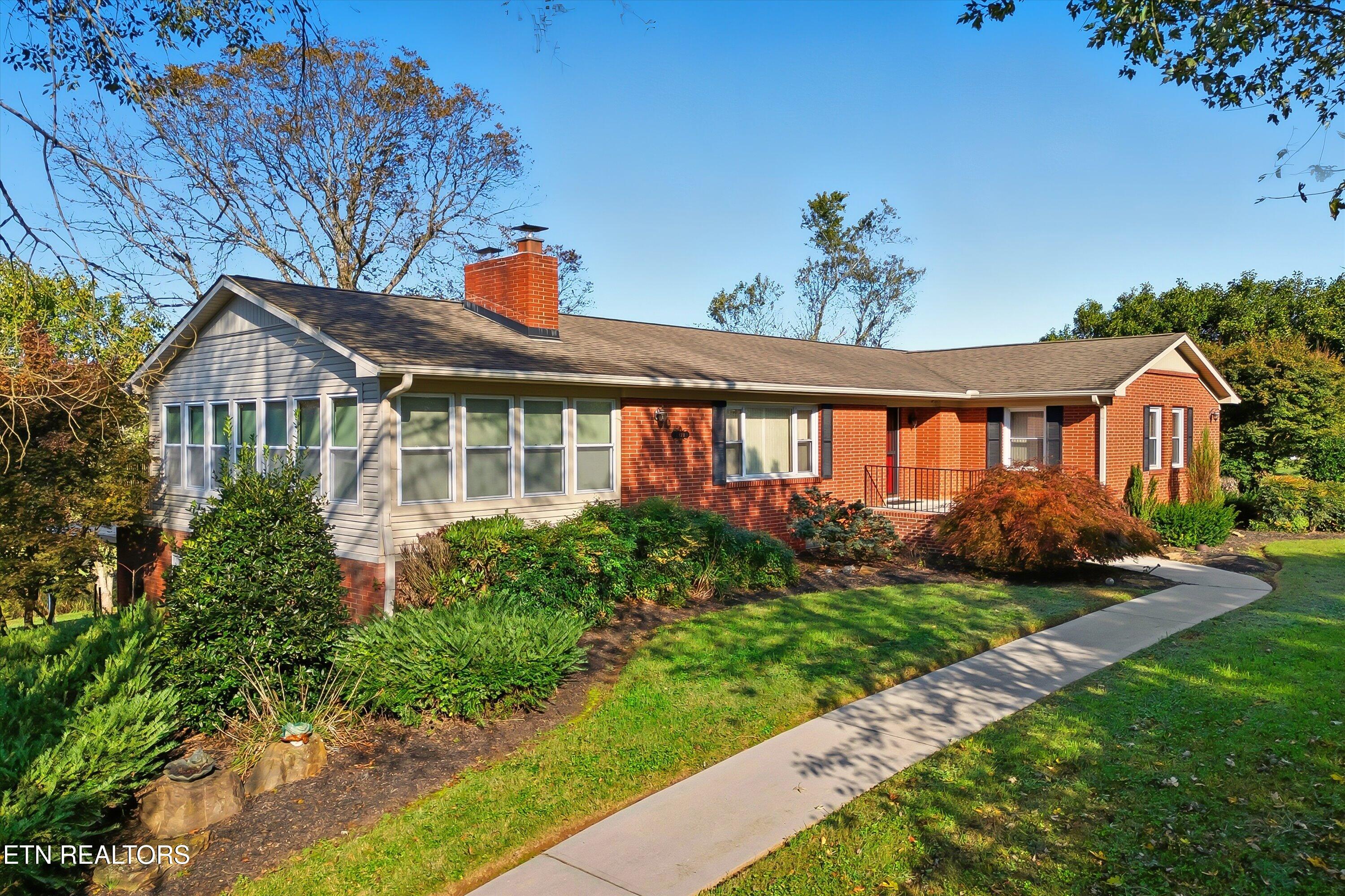 1021 Graves Road Strawberry Plains, TN 37871 - Photo 2 of 60 Exterior