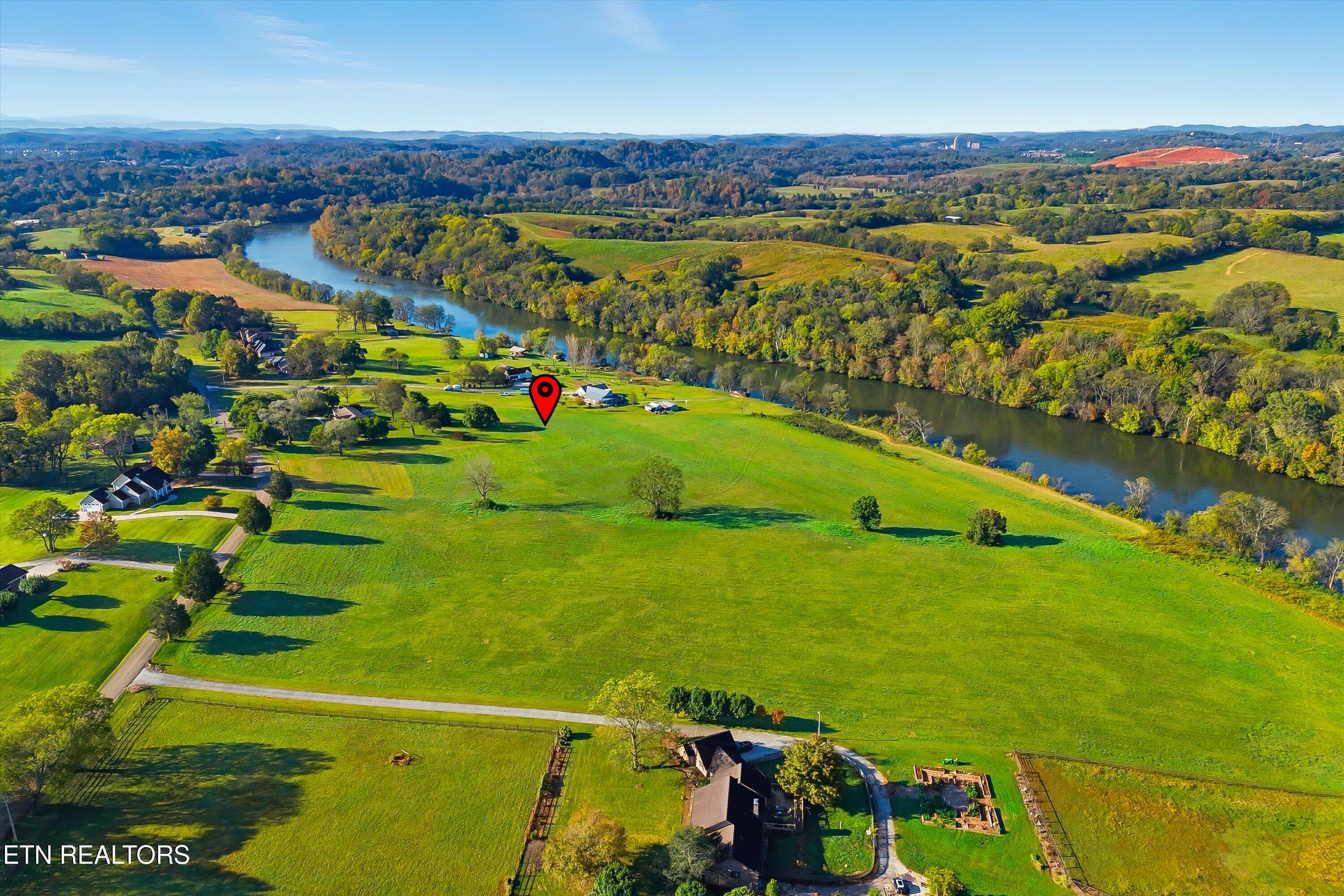 1021 Graves Road Strawberry Plains, TN 37871 - Photo 47 of 60 Drone