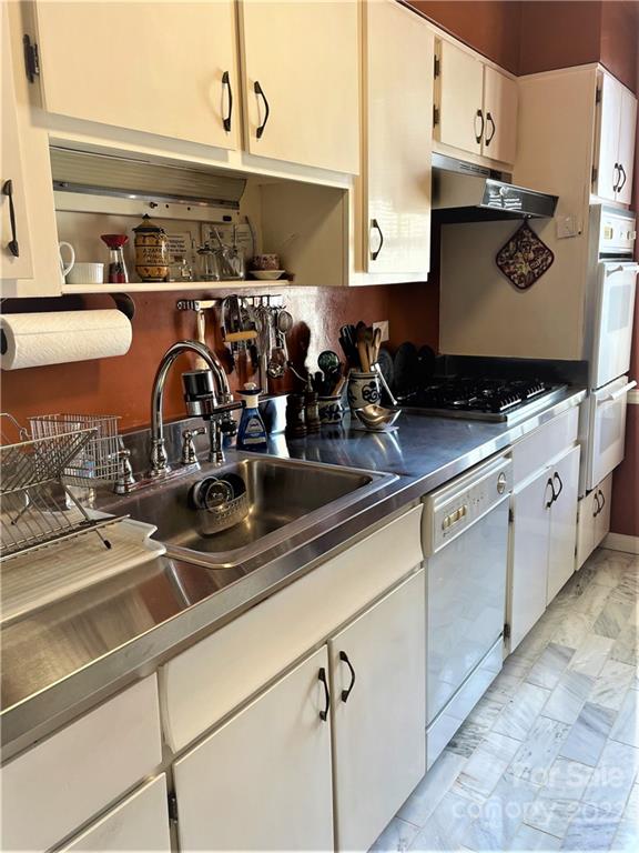 1300 Queens Road, Unit 307 Charlotte, NC 28207 - Photo 12 of 33 Gallery Image 12