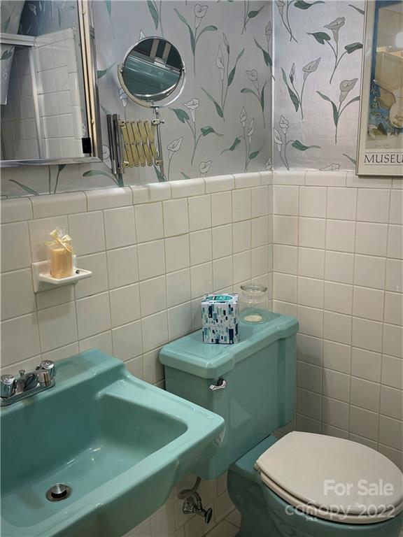 1300 Queens Road, Unit 307 Charlotte, NC 28207 - Photo 20 of 33 Gallery Image 20
