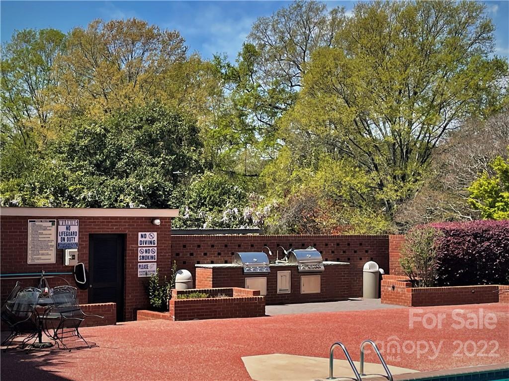 1300 Queens Road, Unit 307 Charlotte, NC 28207 - Photo 28 of 33 Gallery Image 28