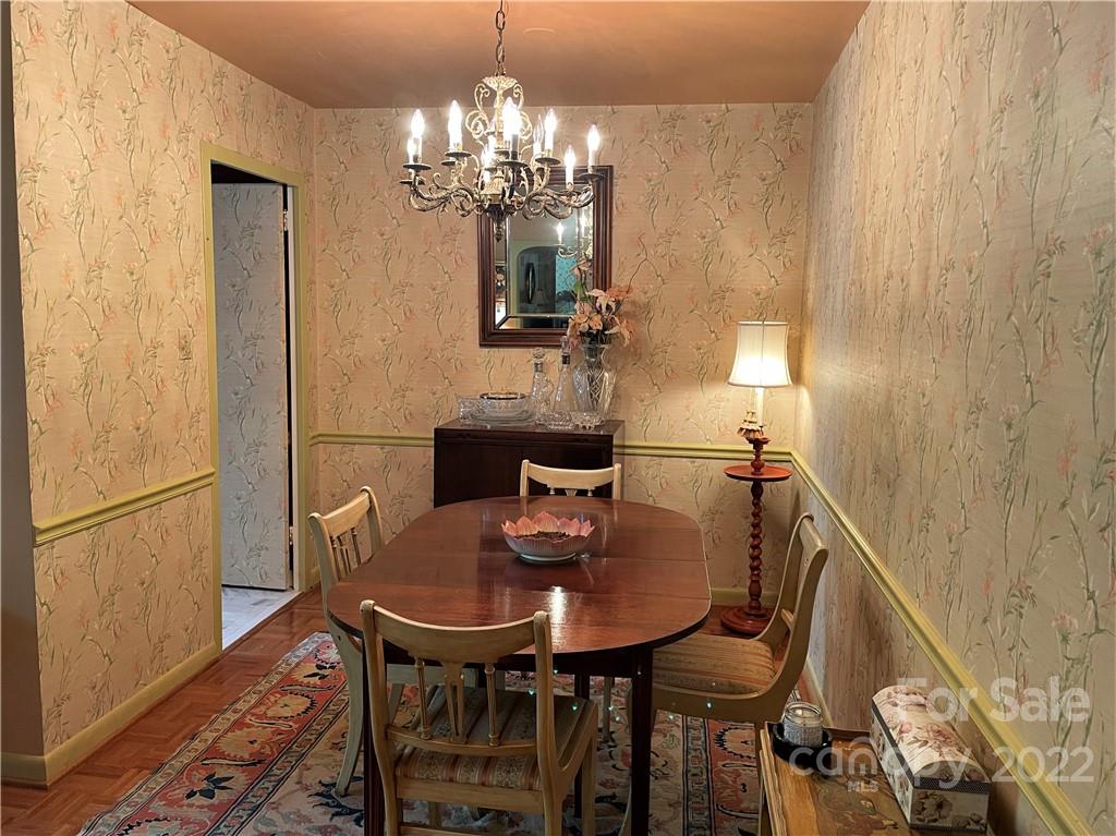 1300 Queens Road, Unit 307 Charlotte, NC 28207 - Photo 9 of 33 Gallery Image 9