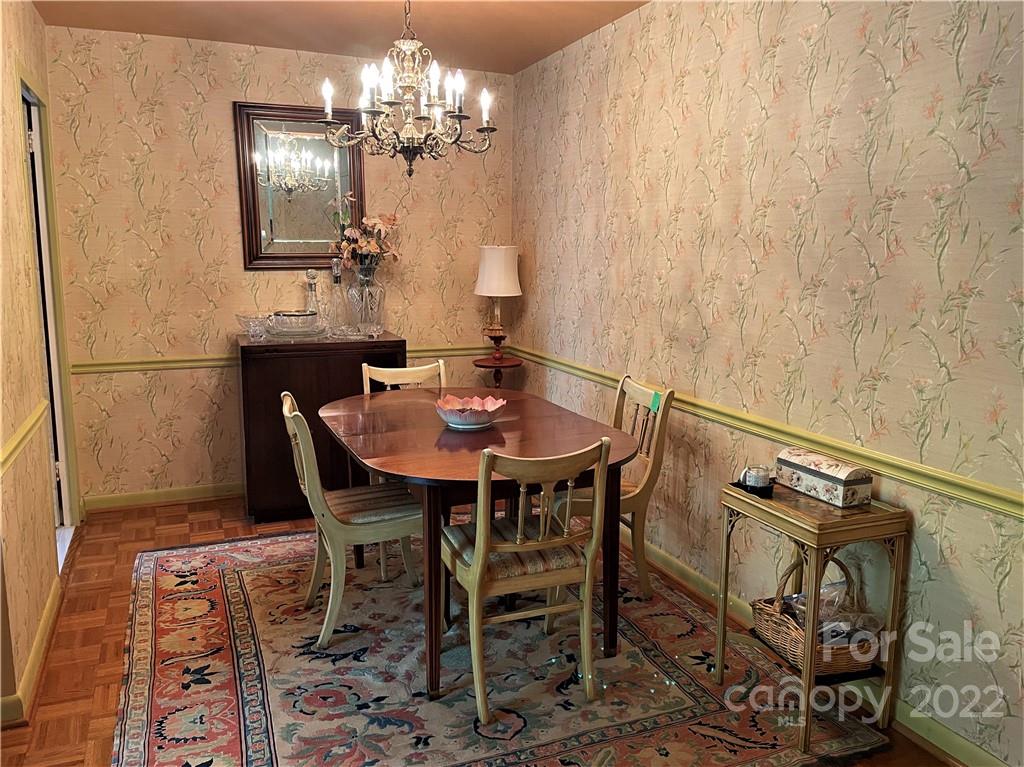 1300 Queens Road, Unit 307 Charlotte, NC 28207 - Photo 10 of 33 Gallery Image 10