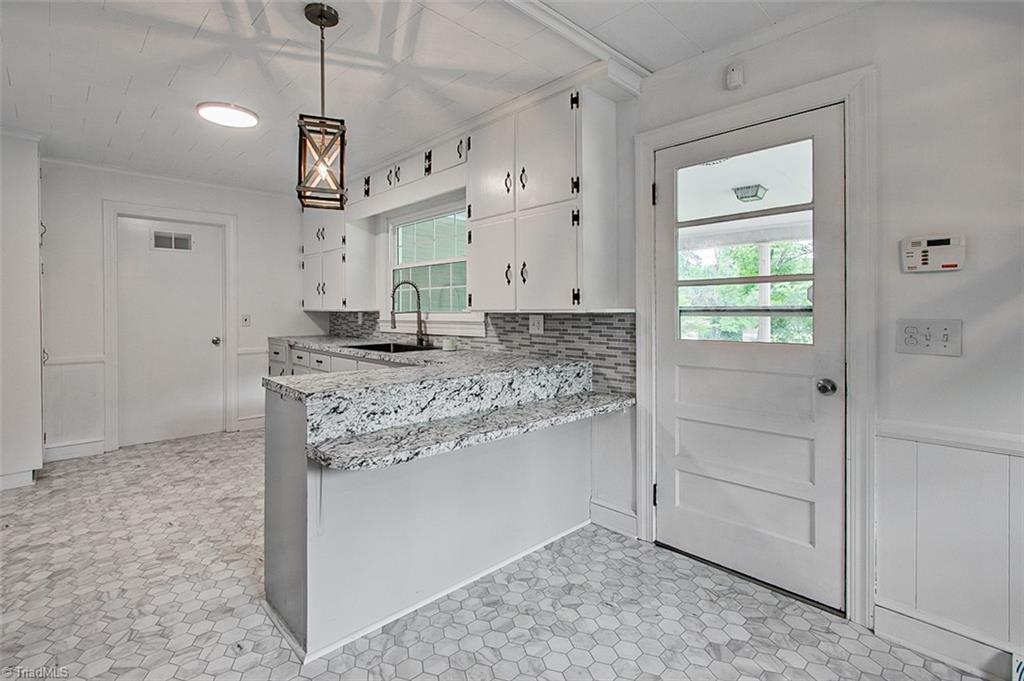 634 Foxfire Road Asheboro, NC 27205 - Photo 12 of 35 Gallery Image 12