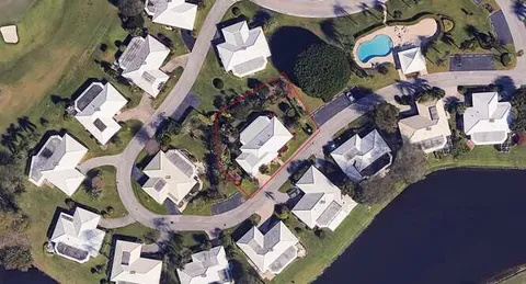 $639,000 | 437 French Royale Circle, Atlantis, FL 33462
