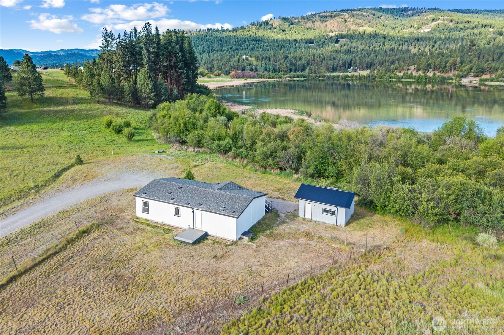 8 Mallard Lane Republic, WA 99166 - Photo 4 of 40