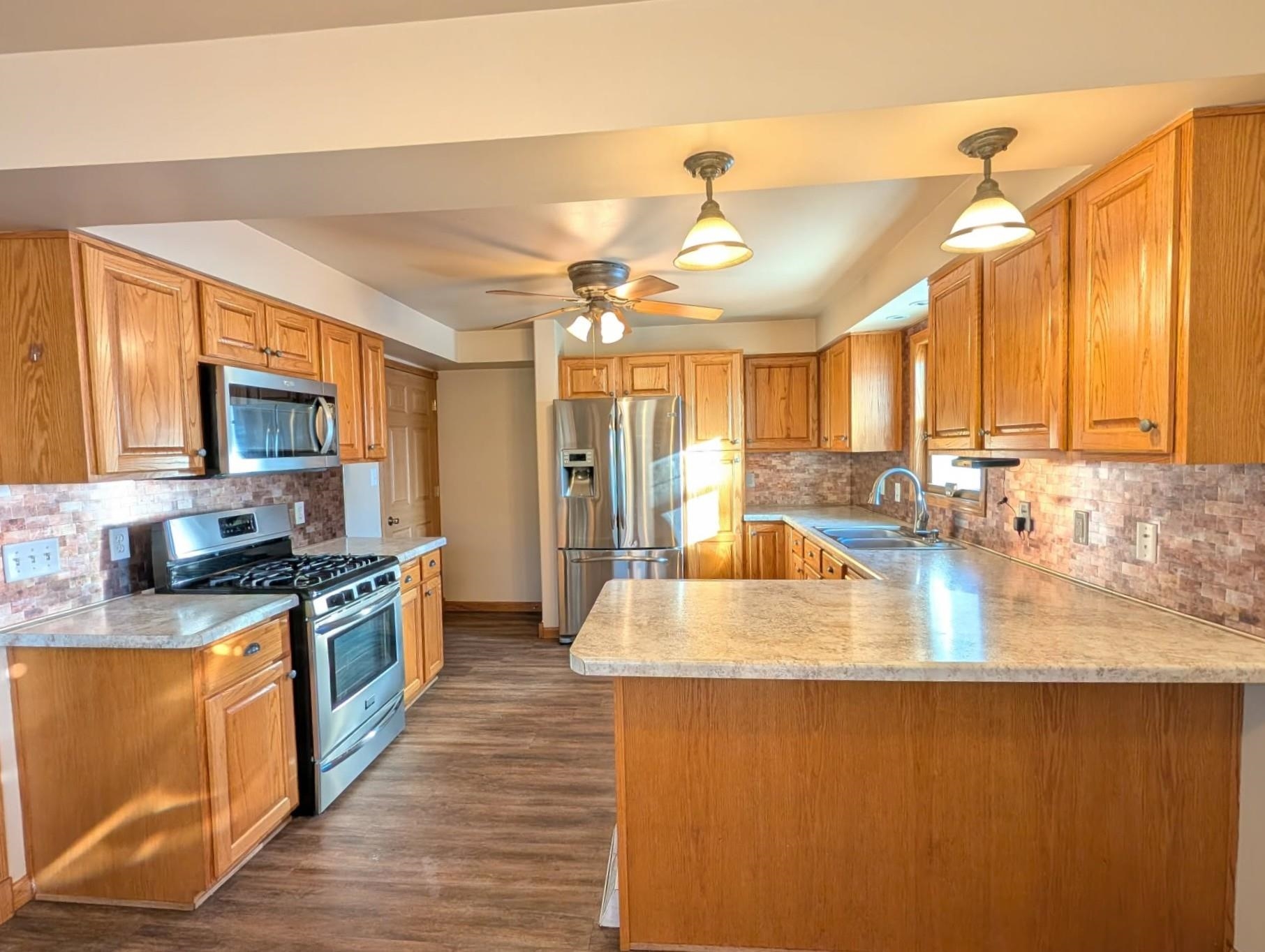 723 Water Street Marinette, WI 54143 - Photo 19 of 43