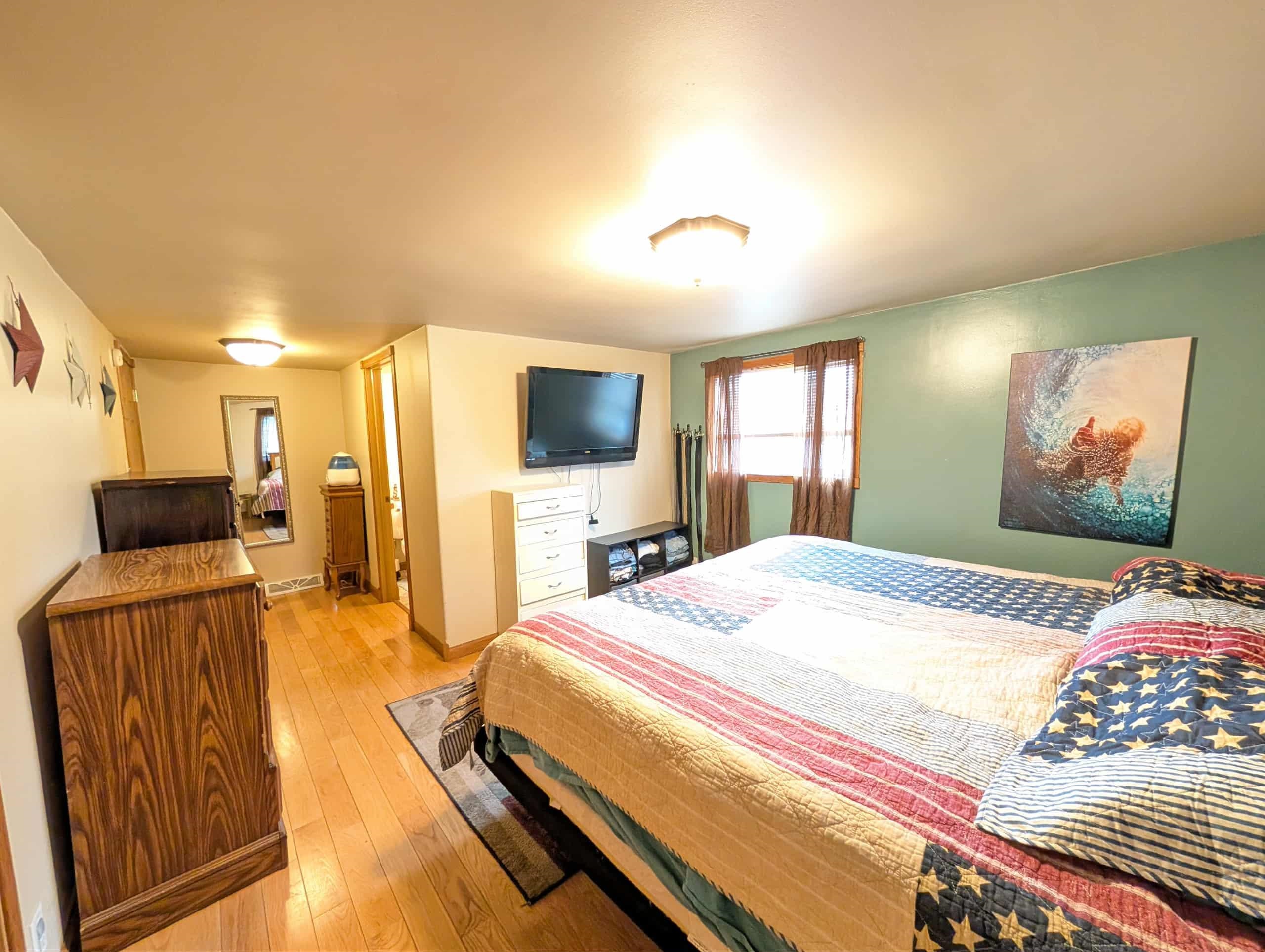 723 Water Street Marinette, WI 54143 - Photo 26 of 43