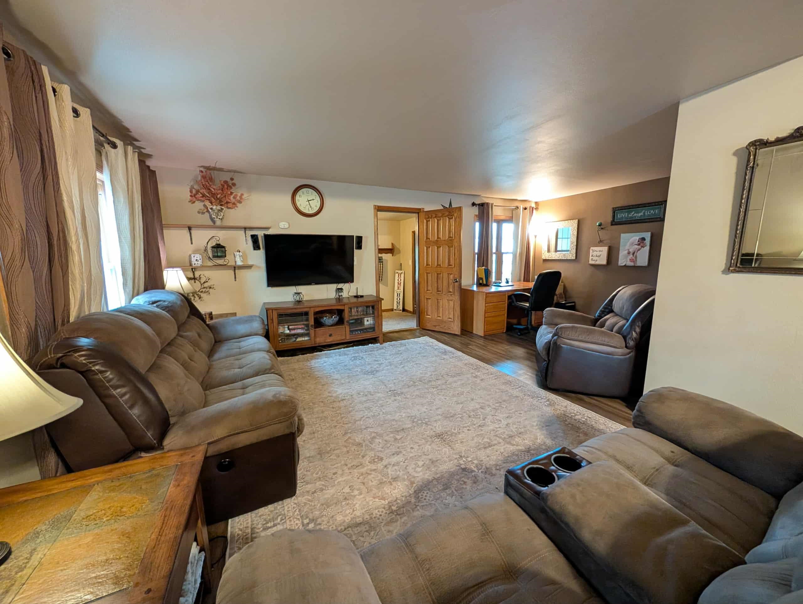 723 Water Street Marinette, WI 54143 - Photo 10 of 43