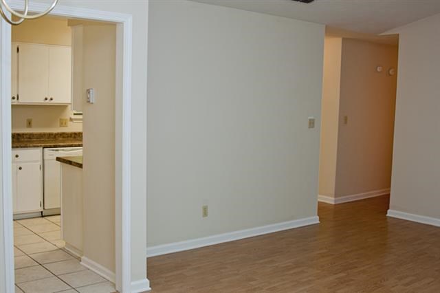 1686 Folkstone Road, Unit 2 Tallahassee, FL 32312 - Photo 11 of 17 Gallery Image 11