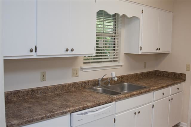 1686 Folkstone Road, Unit 2 Tallahassee, FL 32312 - Photo 13 of 17 Gallery Image 13