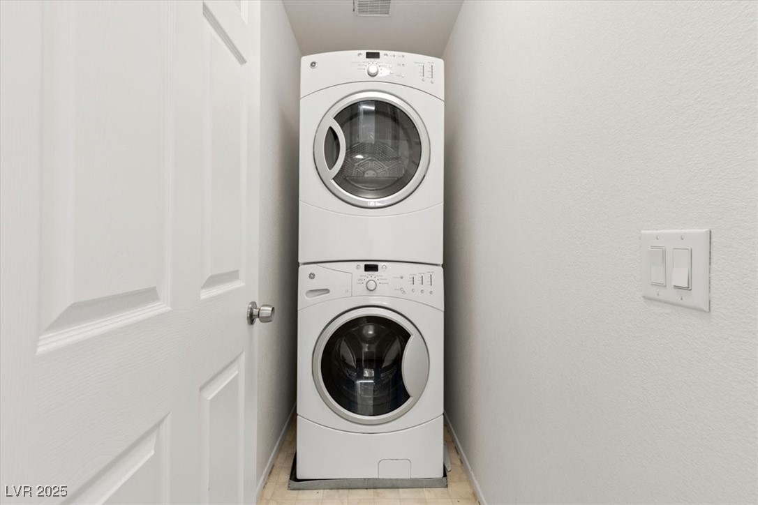 9267 Hollander Avenue Las Vegas, NV 89148 - Photo 15 of 21