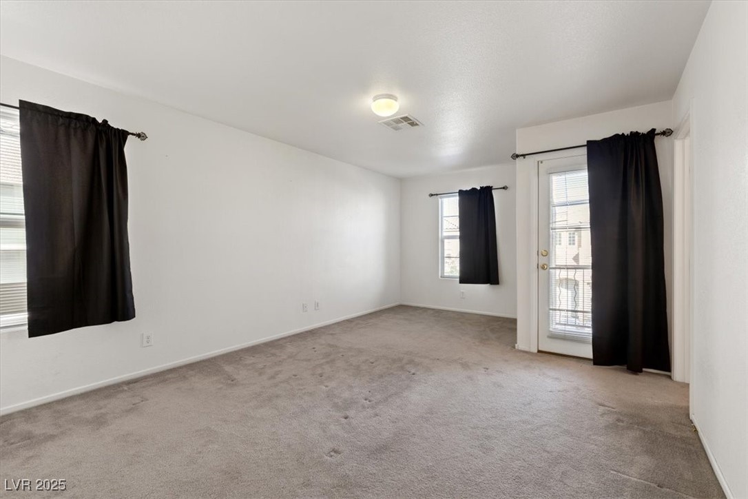 9267 Hollander Avenue Las Vegas, NV 89148 - Photo 9 of 21