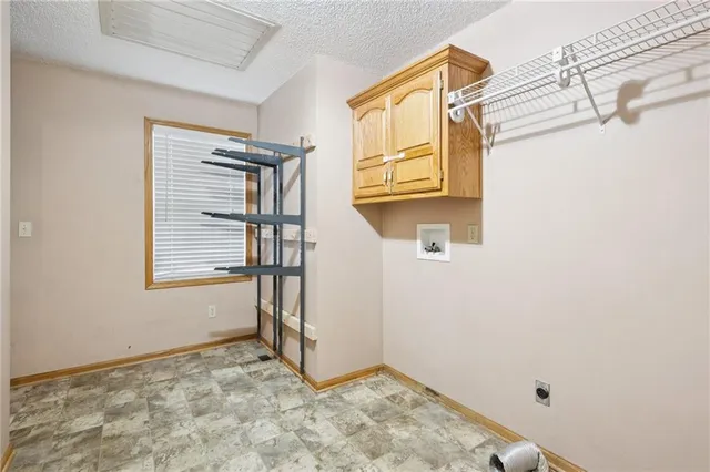 $415,000 | 701 Mt Hope Circle, Odessa, MO 64076