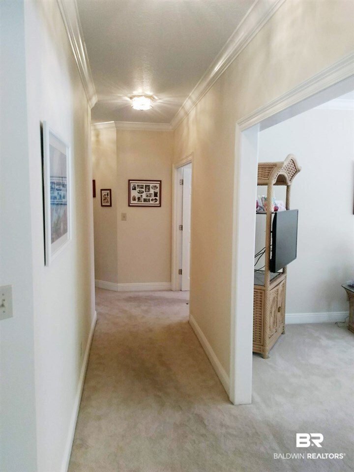 8132 Bay View Drive Foley, AL 36535 - Photo 24 of 50 Hallway