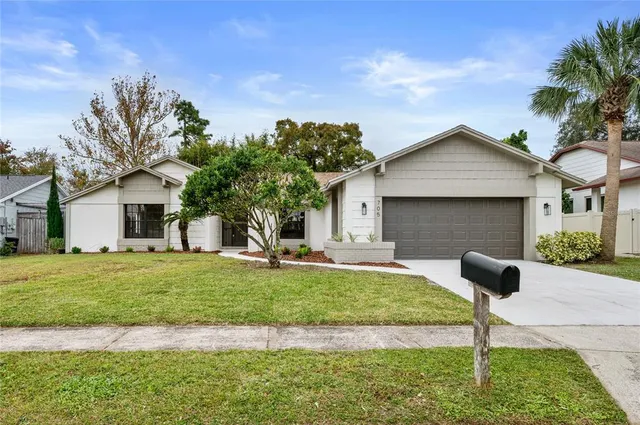 $499,995 | 705 Boysenberry Court, Winter Springs, FL 32708