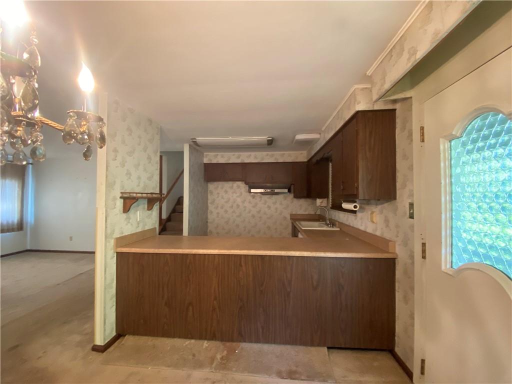 704 Bittersweet Road Monroeville, PA 15146 - Photo 5 of 21 Gallery Image 5