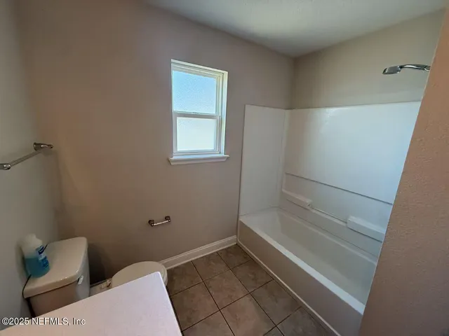 $450,000 | 12369 Vista Point Circle, Jacksonville, FL 32246