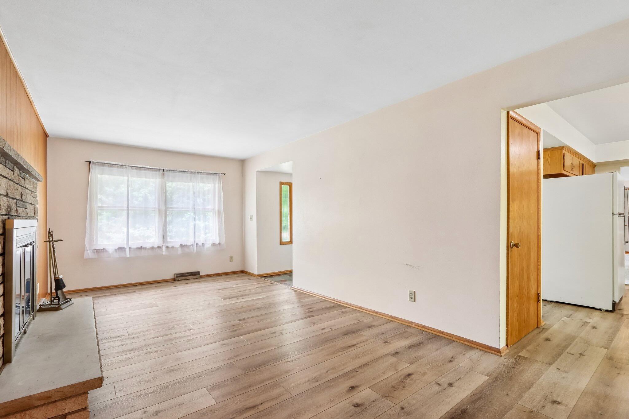 4765 West Willow Road Brown Deer, WI 53223 - Photo 6 of 33 Family Room V3
