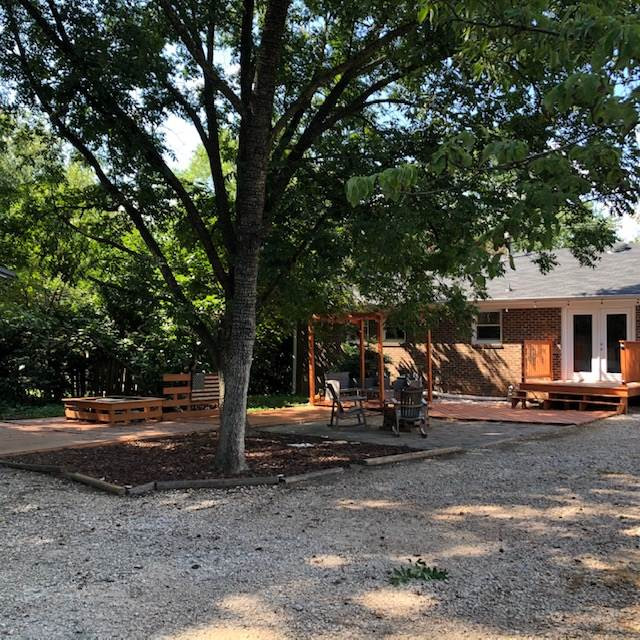 528 East Millbrook Road Raleigh, NC 27609 - Photo 8 of 20 Photo 8