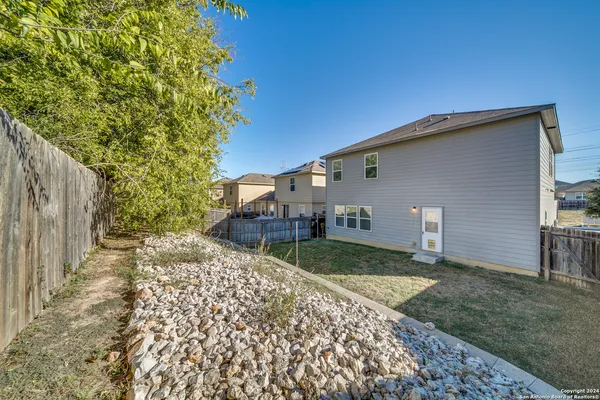 $1,895 | 9535 Sandy Rdg Way, San Antonio, TX 78239