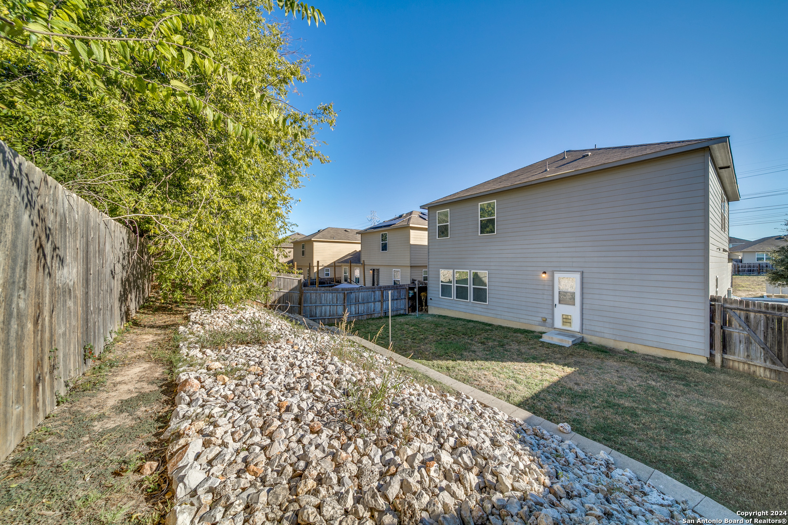 9535 Sandy Rdg Way San Antonio, TX 78239 - Photo 23 of 25