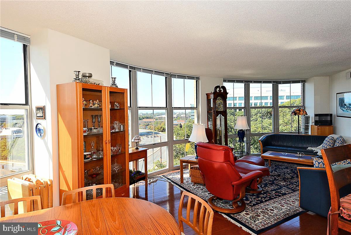 11800 Sunset Hills Road, Unit 1114 Reston, VA 20190 - Photo 42 of 56 Dining/Living area