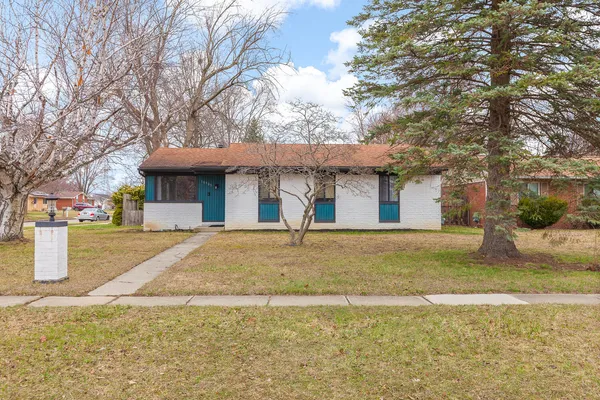 $210,000 | 10905 Jackson Court, Belleville, MI 48111