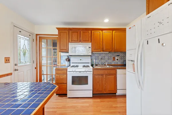 $210,000 | 10905 Jackson Court, Belleville, MI 48111