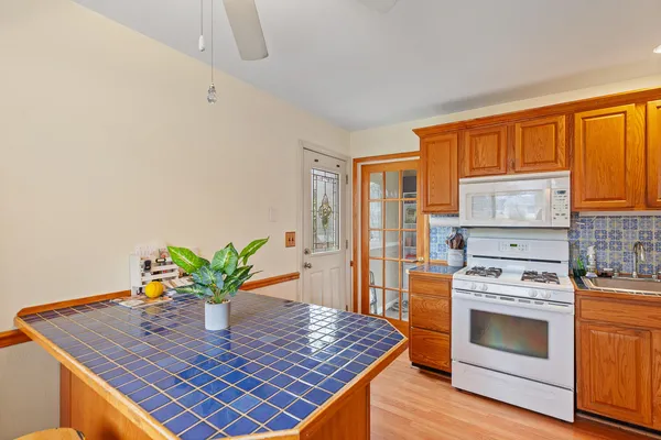 $210,000 | 10905 Jackson Court, Belleville, MI 48111