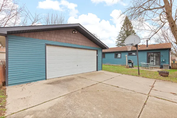 $210,000 | 10905 Jackson Court, Belleville, MI 48111