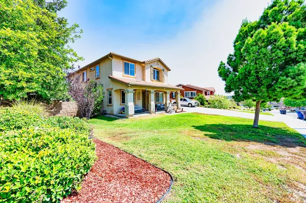 $949,900 | 18668 Alderbrook Drive, Riverside, CA 92508