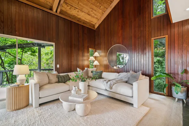 $1,295,000 | 2835 Morley Drive, Oakland, CA 94611