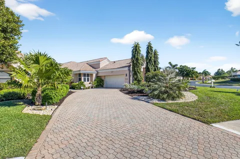 $725,000 | 6261 Evian Place, Boynton Beach, FL 33437