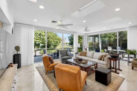 $725,000 | 6261 Evian Place, Boynton Beach, FL 33437