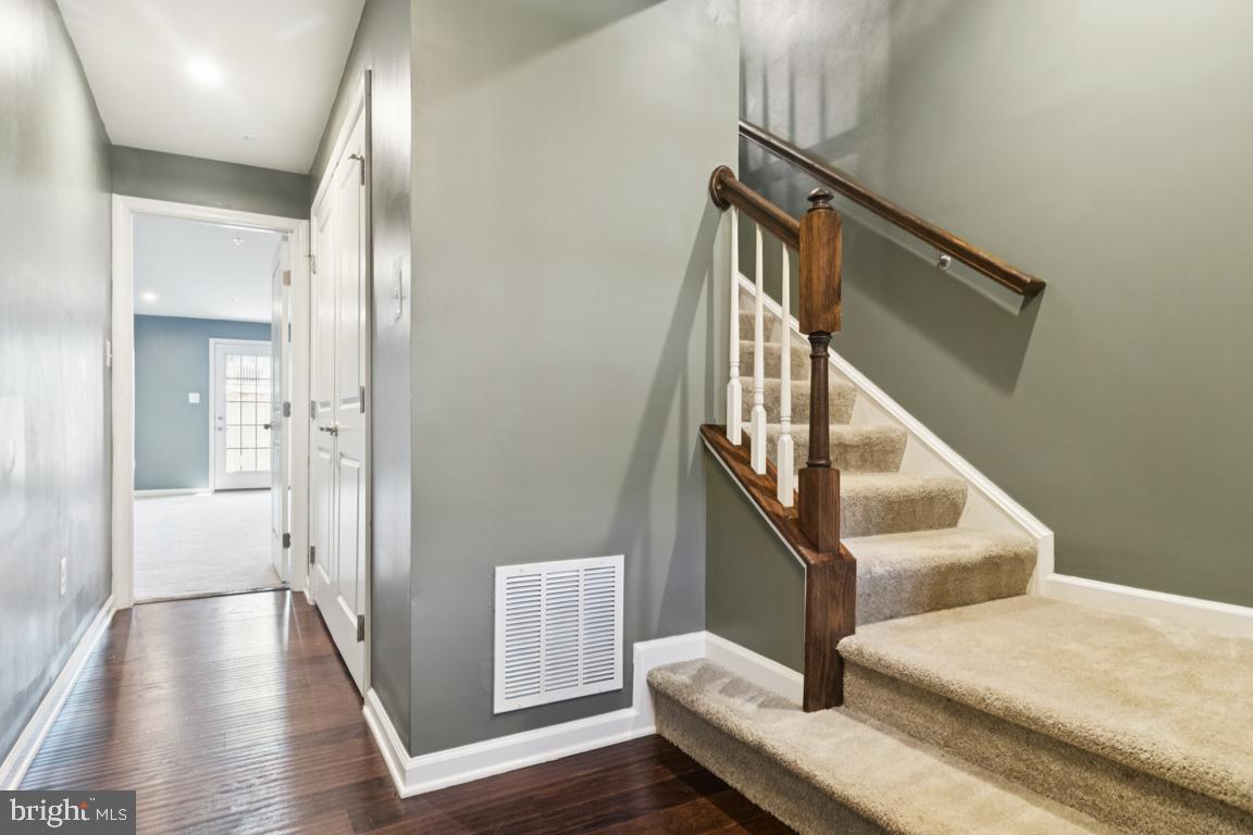 2932 Hebron Lane Hanover, MD 21076 - Photo 2 of 25 Front Entry