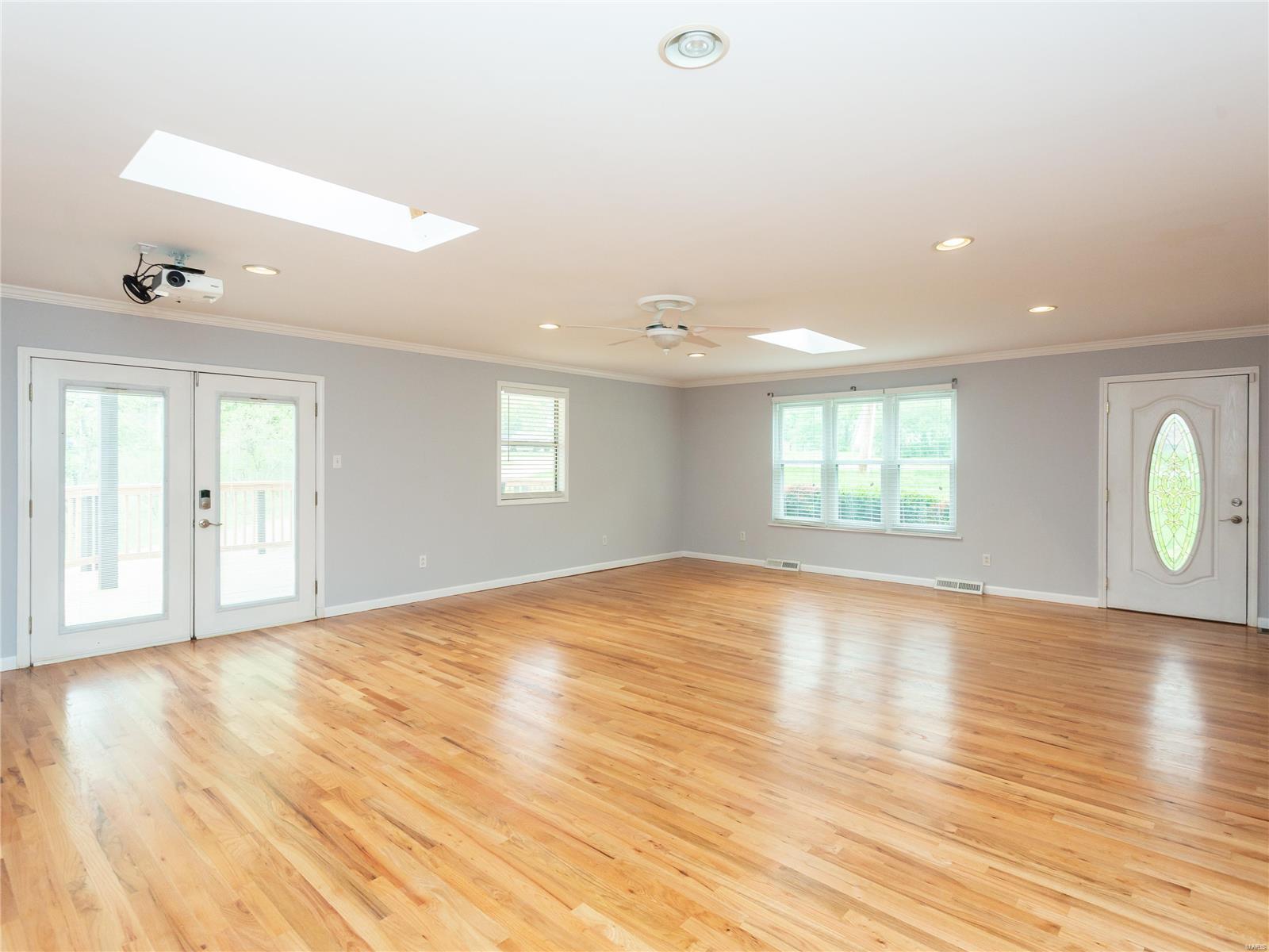 610 Sappington Barracks Road St. Louis, MO 63125 - Photo 8 of 27